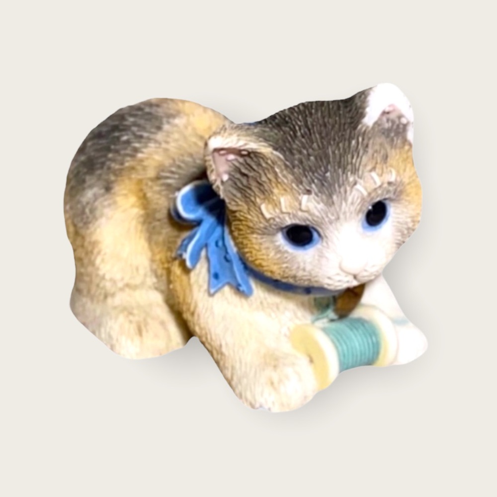 VTG Calico Kittens • “Calico Manx” • So Tiny and Cute
